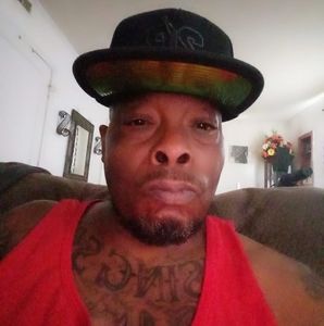 Meet your Posher, Louis